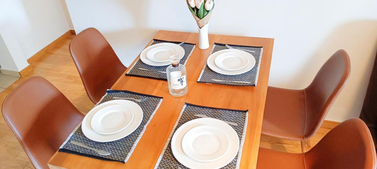 Filoxenia House Marousi -Private Parking- Apartamento Atenas Exterior foto